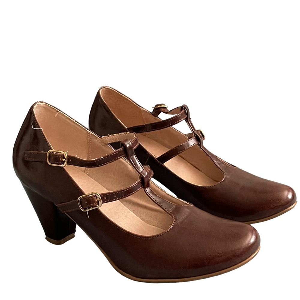 Chelsea Crew Women’s Maxin T-Strap Brown Pumps Shoes Heels